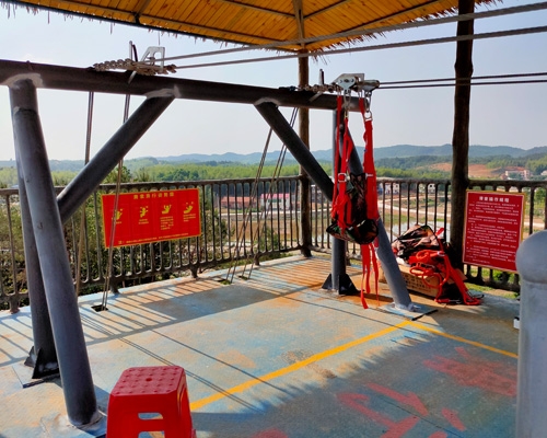 景区大型滑索